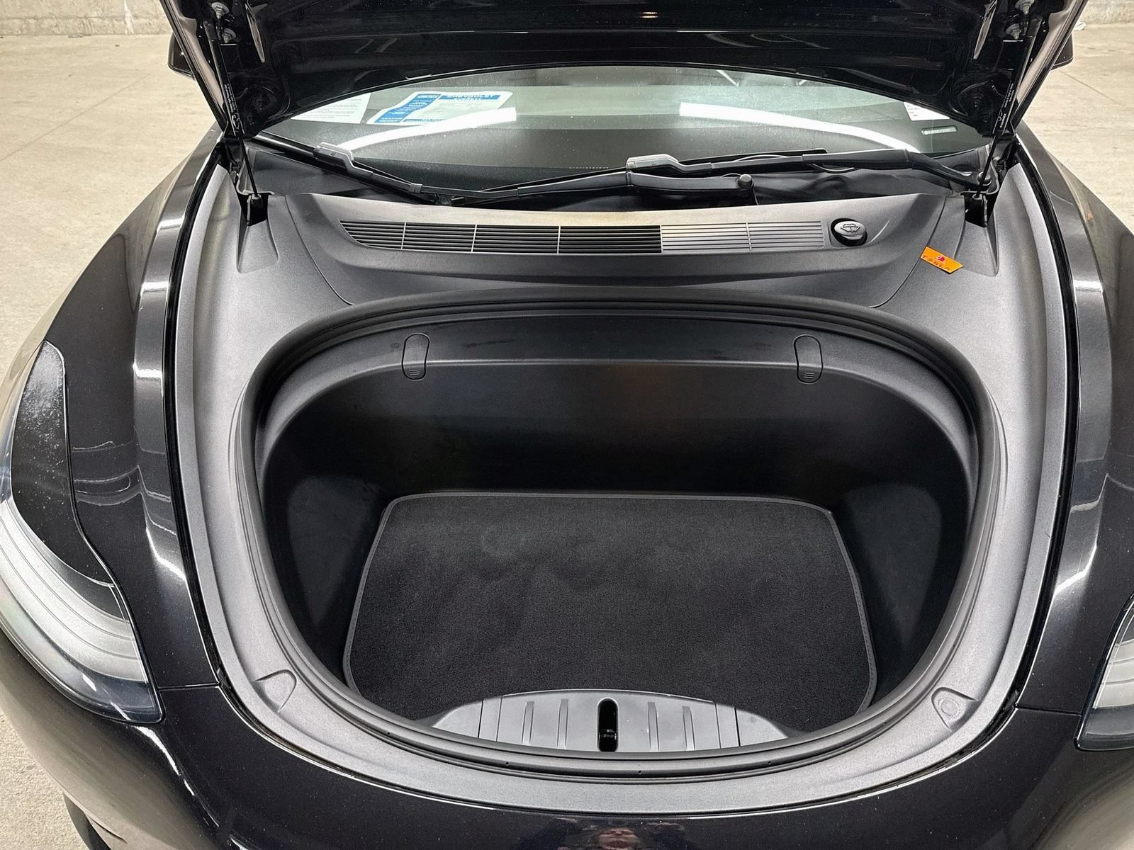 Used 2018 Tesla Model 3 Long Range AWD/4WD image 30