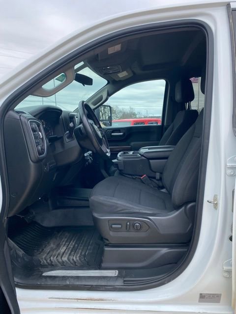 Used 2022 Chevrolet Silverado 2500 LT w/ Convenience Package image 13