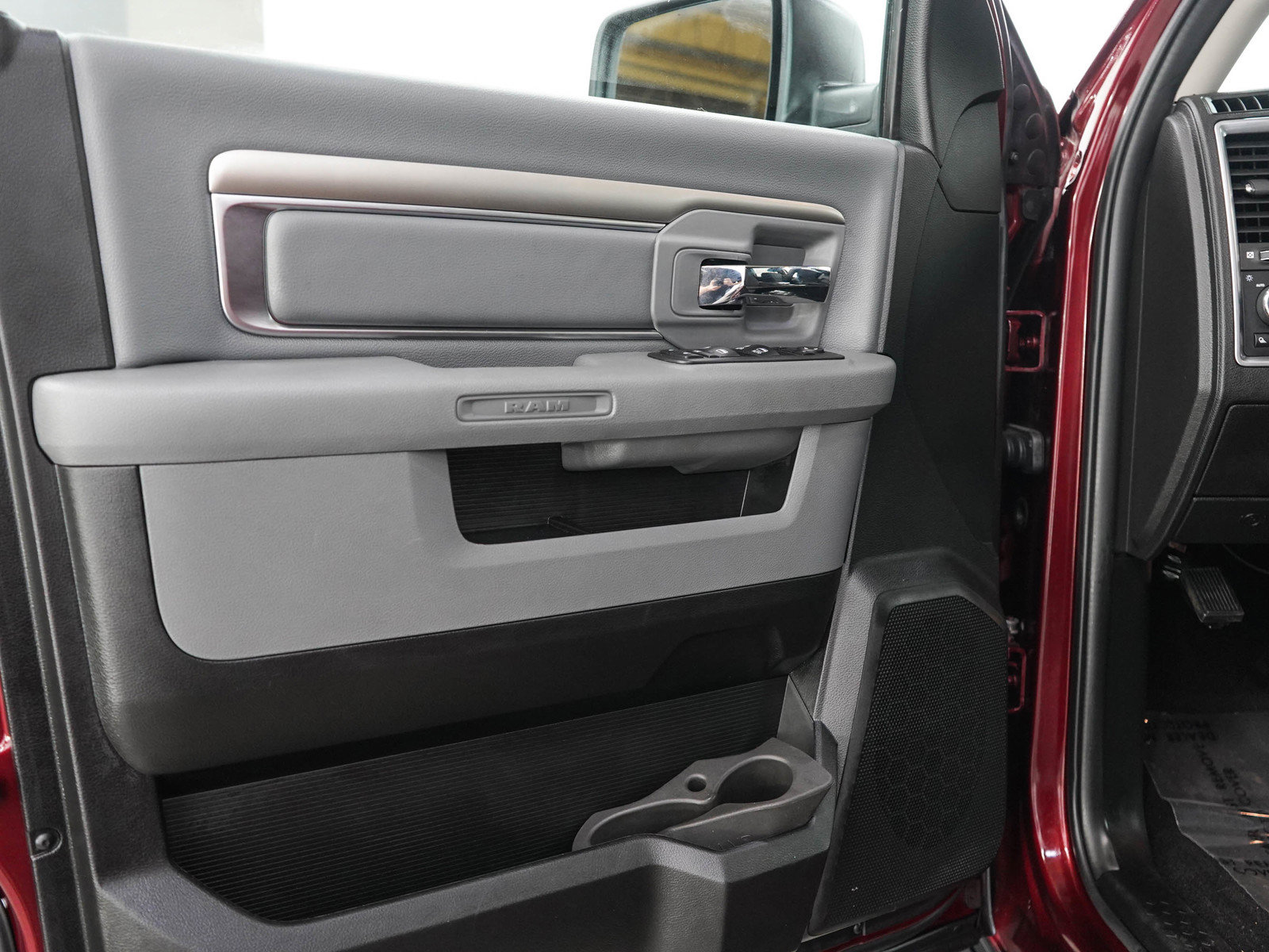 Used 2020 RAM 1500 Warlock w/ Electronics Group AWD/4WD image 18