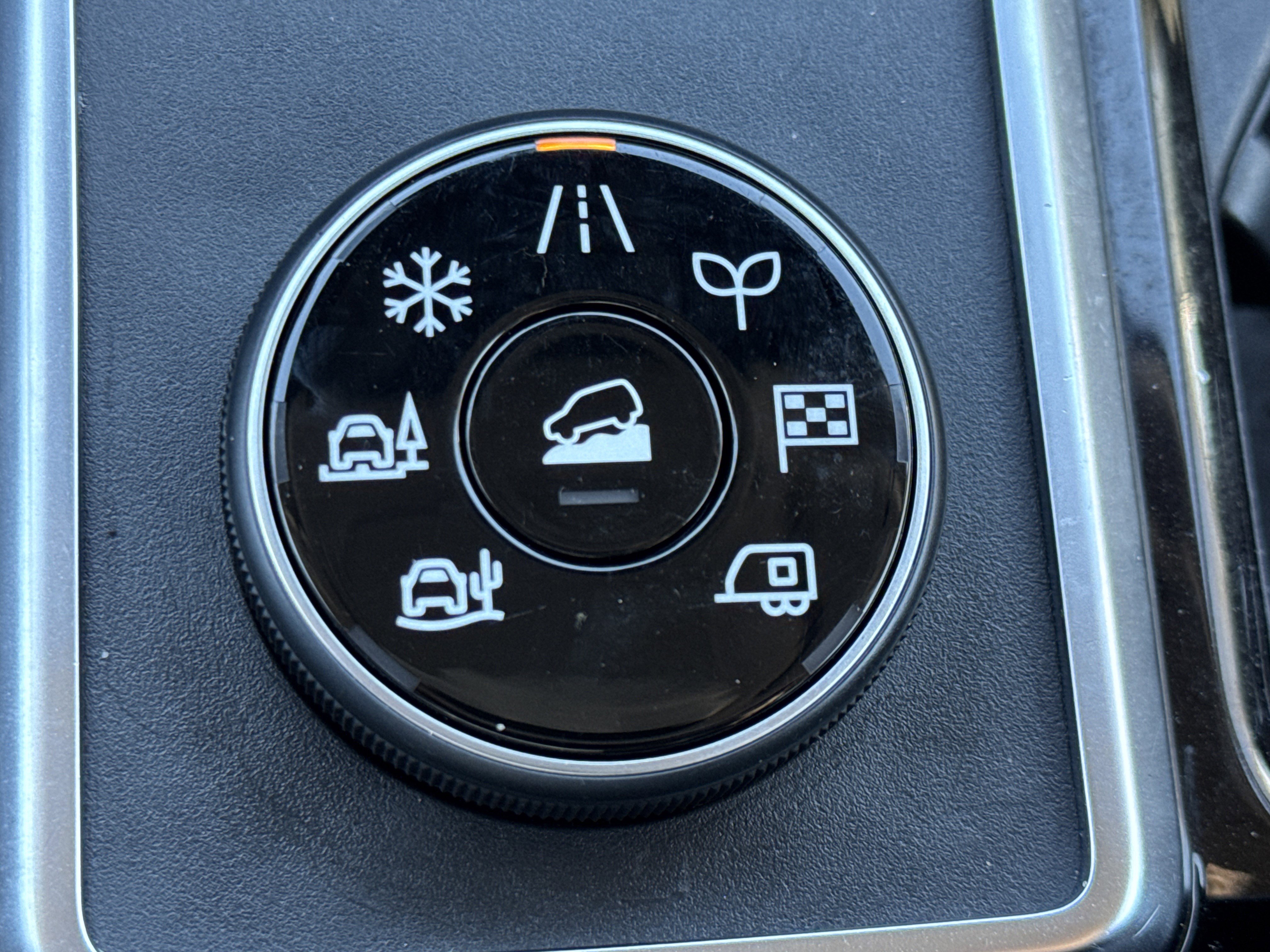 Used 2023 Nissan Pathfinder SL image 24