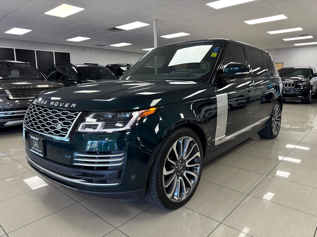 Used 2019 Land Rover Range Rover Long Wheelbase Autobiography image 8