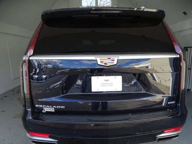 Certified 2023 Cadillac Escalade Premium Luxury image 21