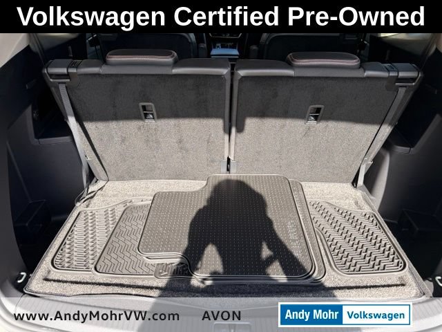 Used 2024 Volkswagen Atlas Peak Edition SEL AWD/4WD image 9