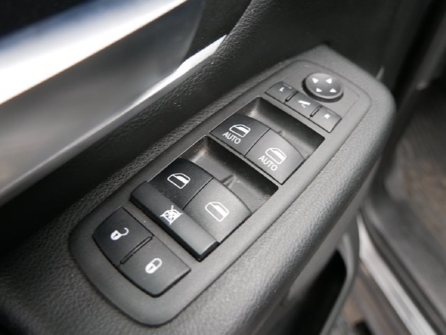 Used 2022 RAM 1500 Big Horn AWD/4WD image 18