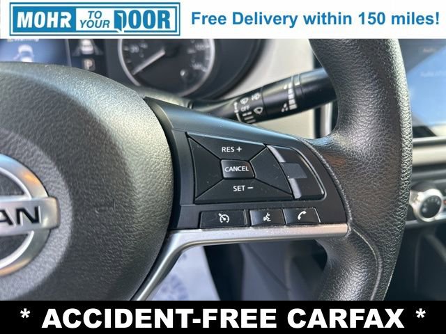 Used 2021 Nissan Versa SV image 17