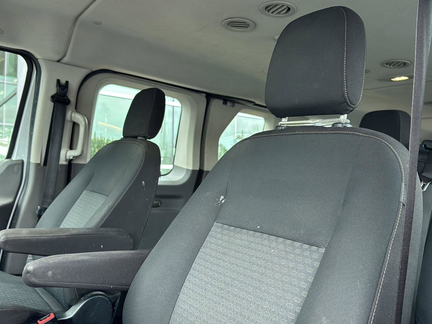 Used 2021 Ford Transit 350 XLT RWD image 22