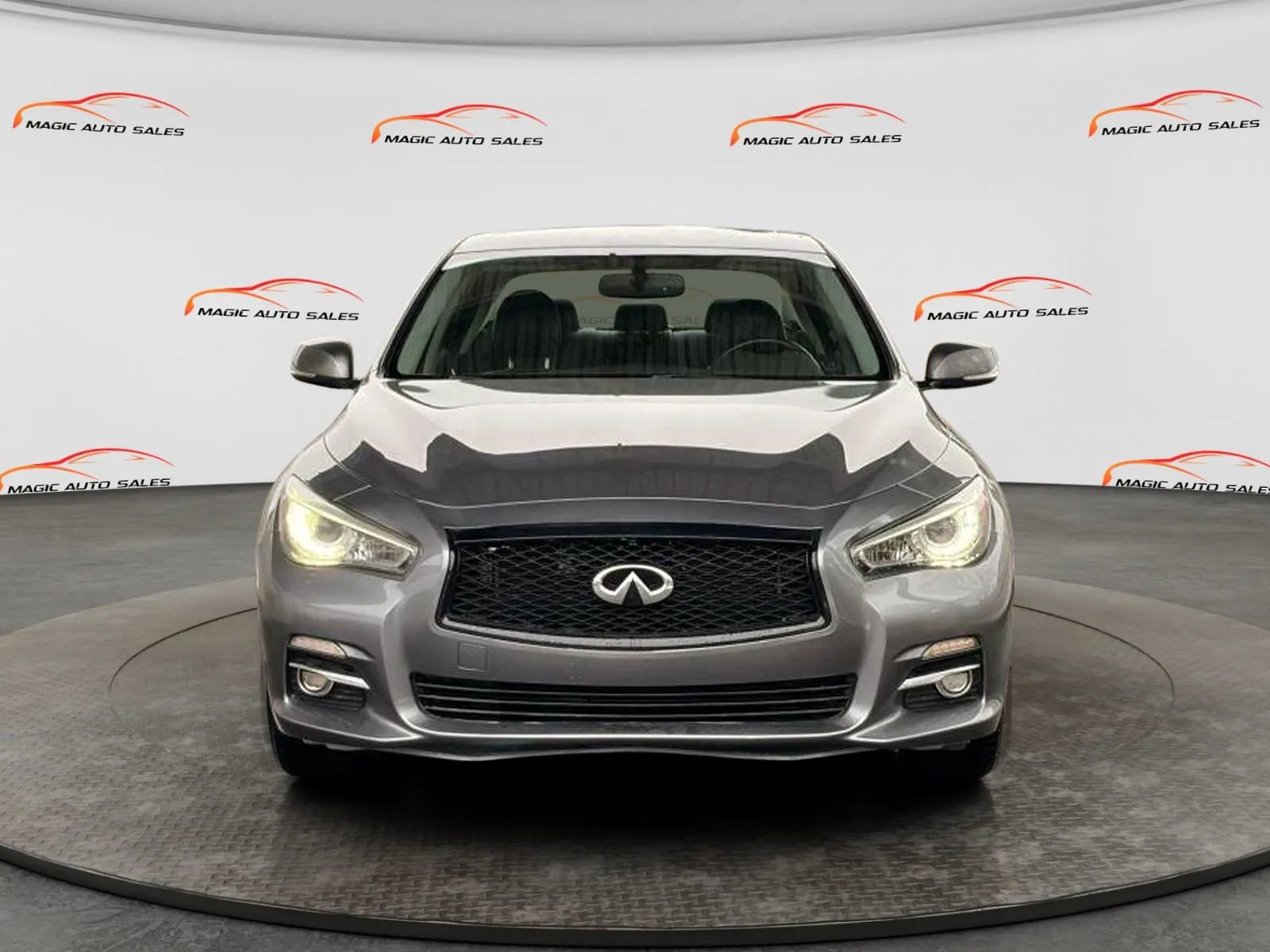 Used 2015 INFINITI Q50 Premium w/ Navigation Package image 3