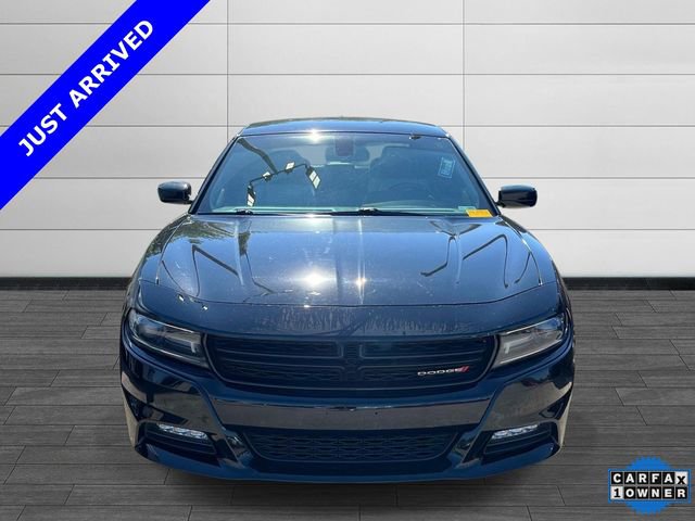 Used 2017 Dodge Charger SXT w/ AWD Plus Group image 7