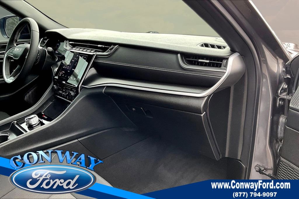 Used 2025 Jeep Grand Cherokee L Laredo w/ Luxury Tech Group I image 29