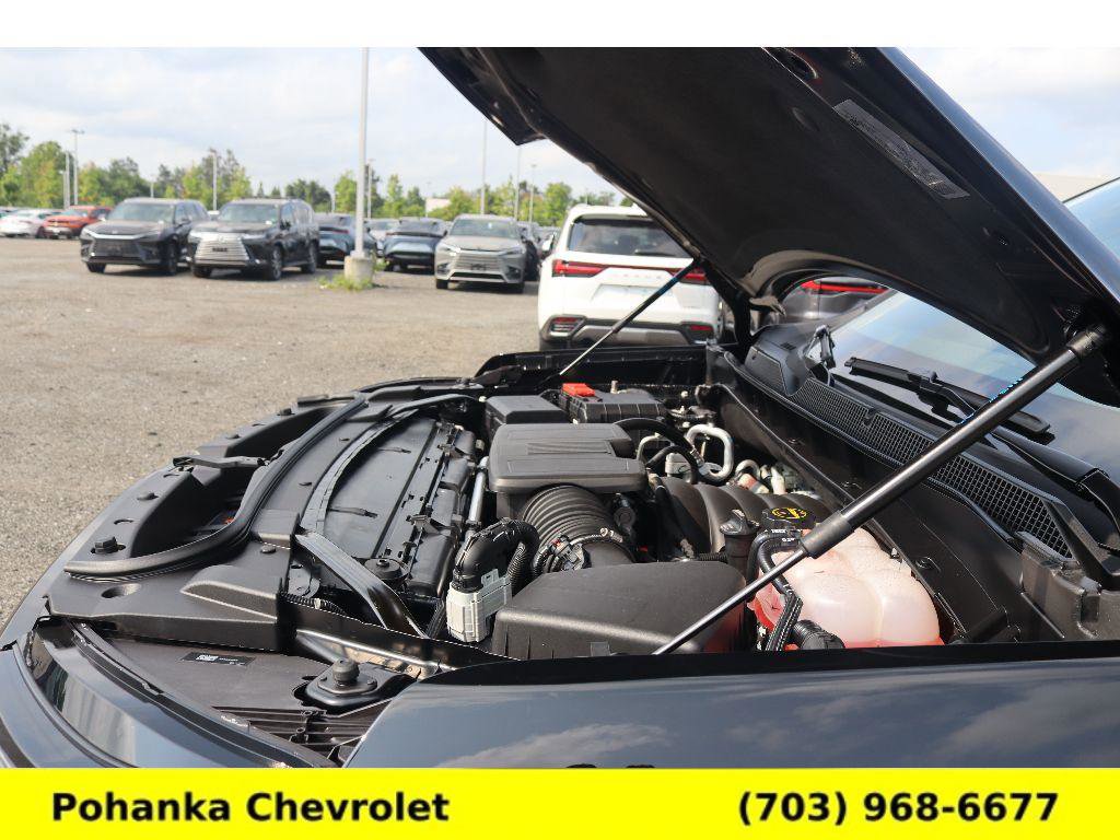 Certified 2025 Chevrolet Suburban Premier image 33