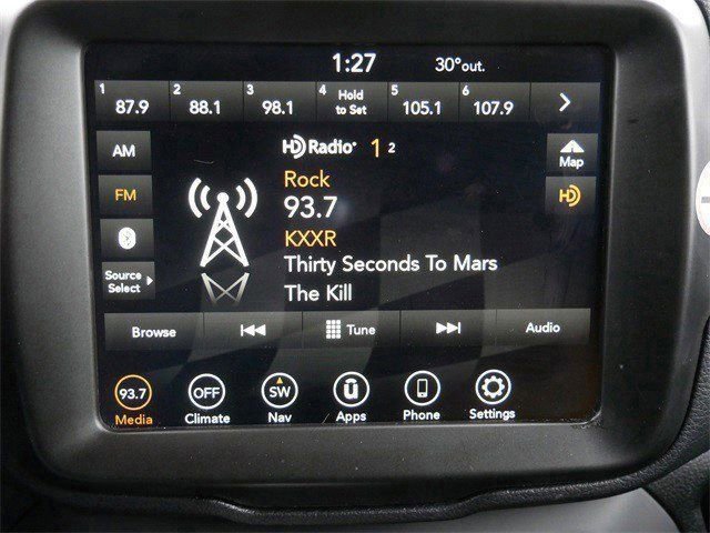 Used 2023 Jeep Renegade Latitude image 20