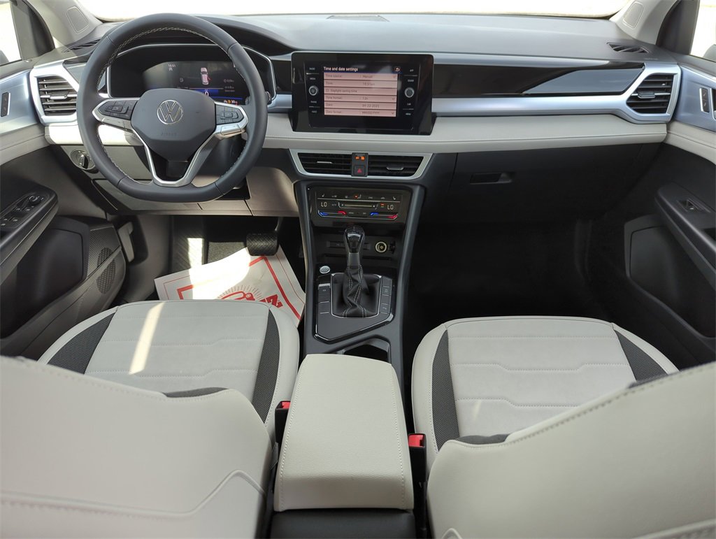 New 2025 Volkswagen Taos SE image 19