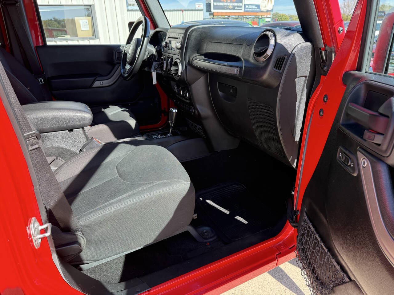 Used 2016 Jeep Wrangler Unlimited Sport w/ Quick Order Package 24S AWD/4WD image 11