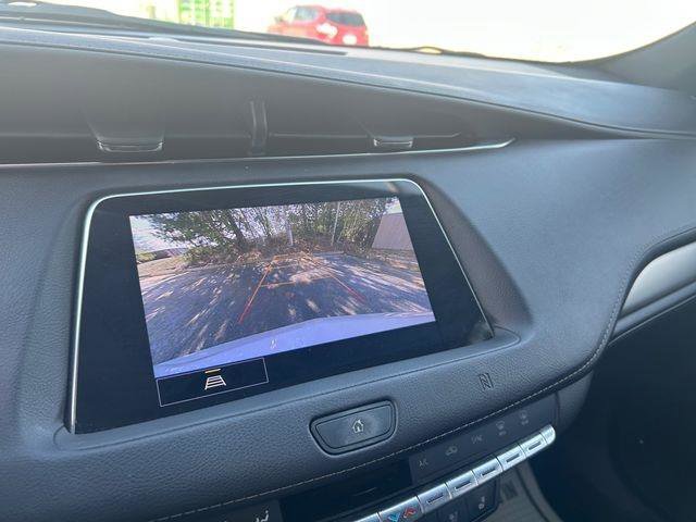 Used 2021 Cadillac XT4 Premium Luxury AWD/4WD image 18