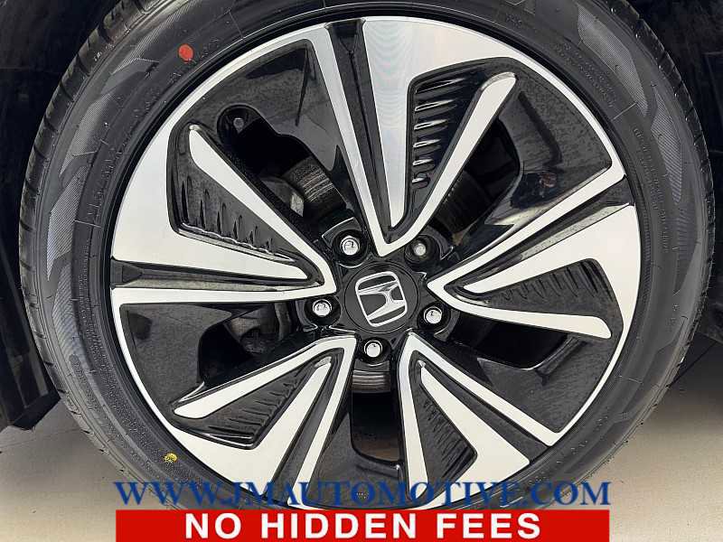 Used 2018 Honda Civic EX-T image 9