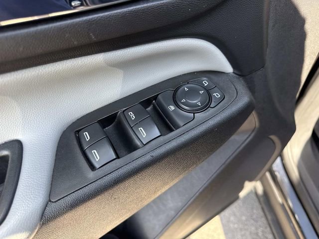 Used 2021 Chevrolet Equinox LT w/ LPO, Floor Liner Package FWD image 12