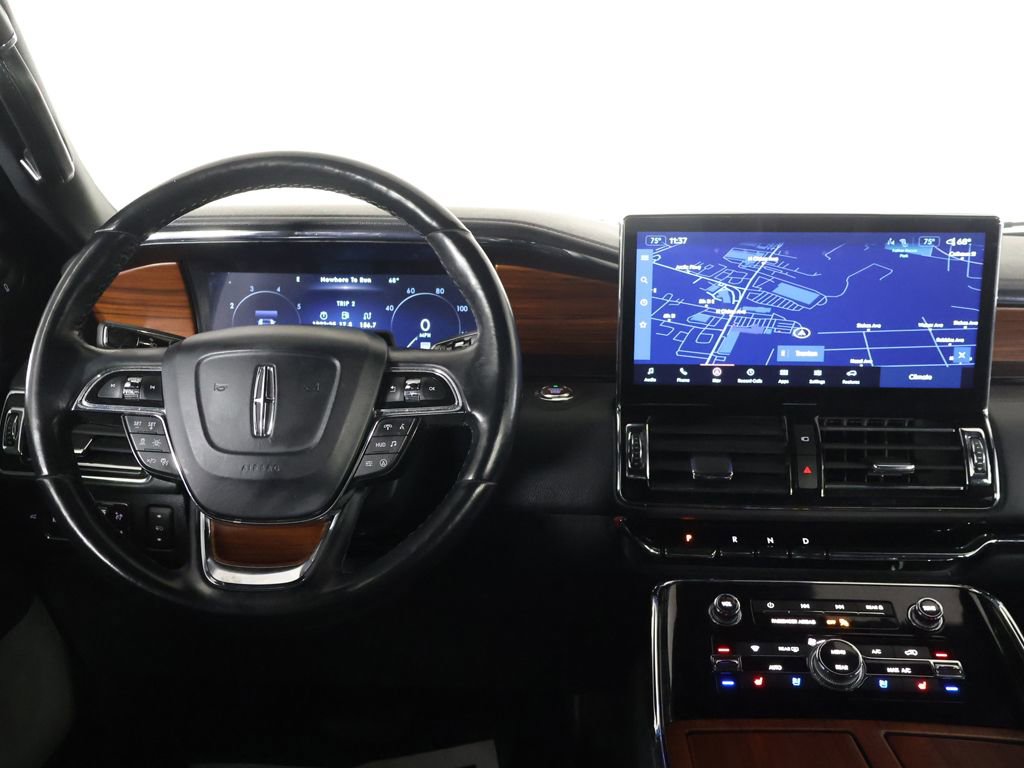 Used 2022 Lincoln Navigator Reserve AWD/4WD image 40