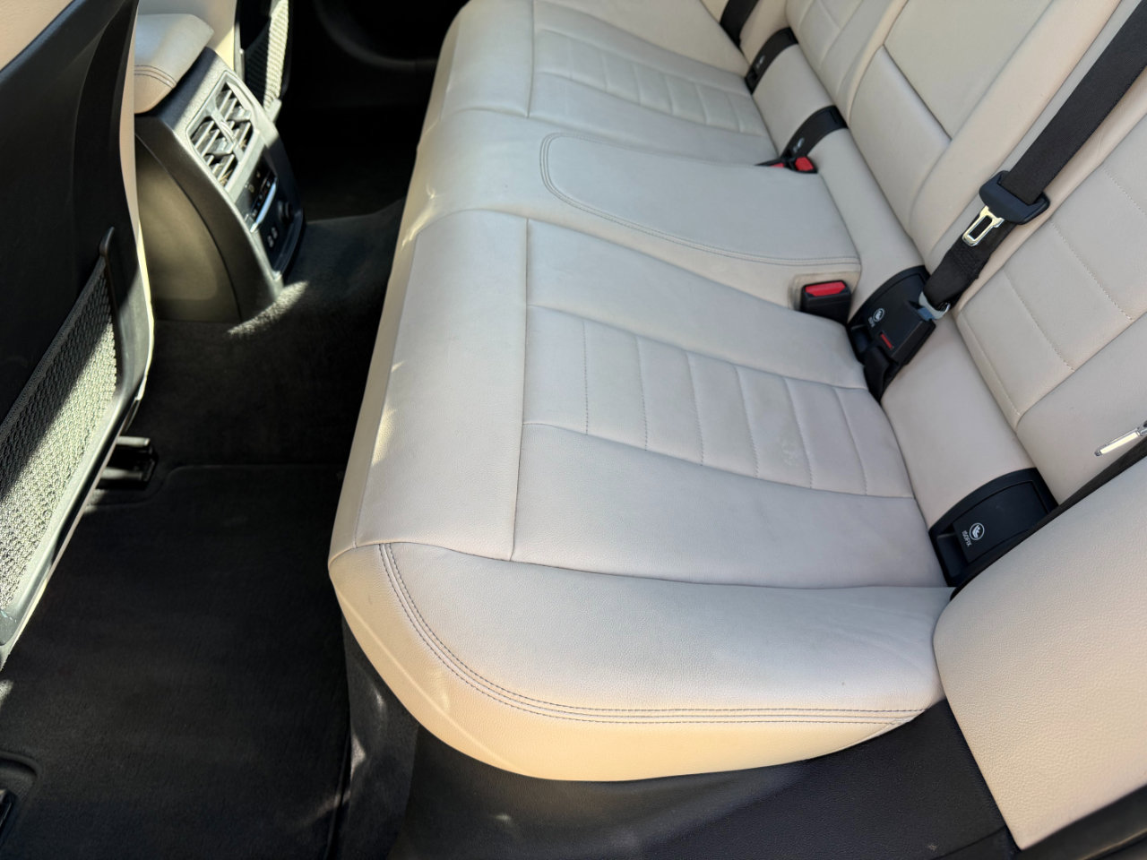 Used 2020 BMW 330i xDrive Sedan AWD/4WD image 20