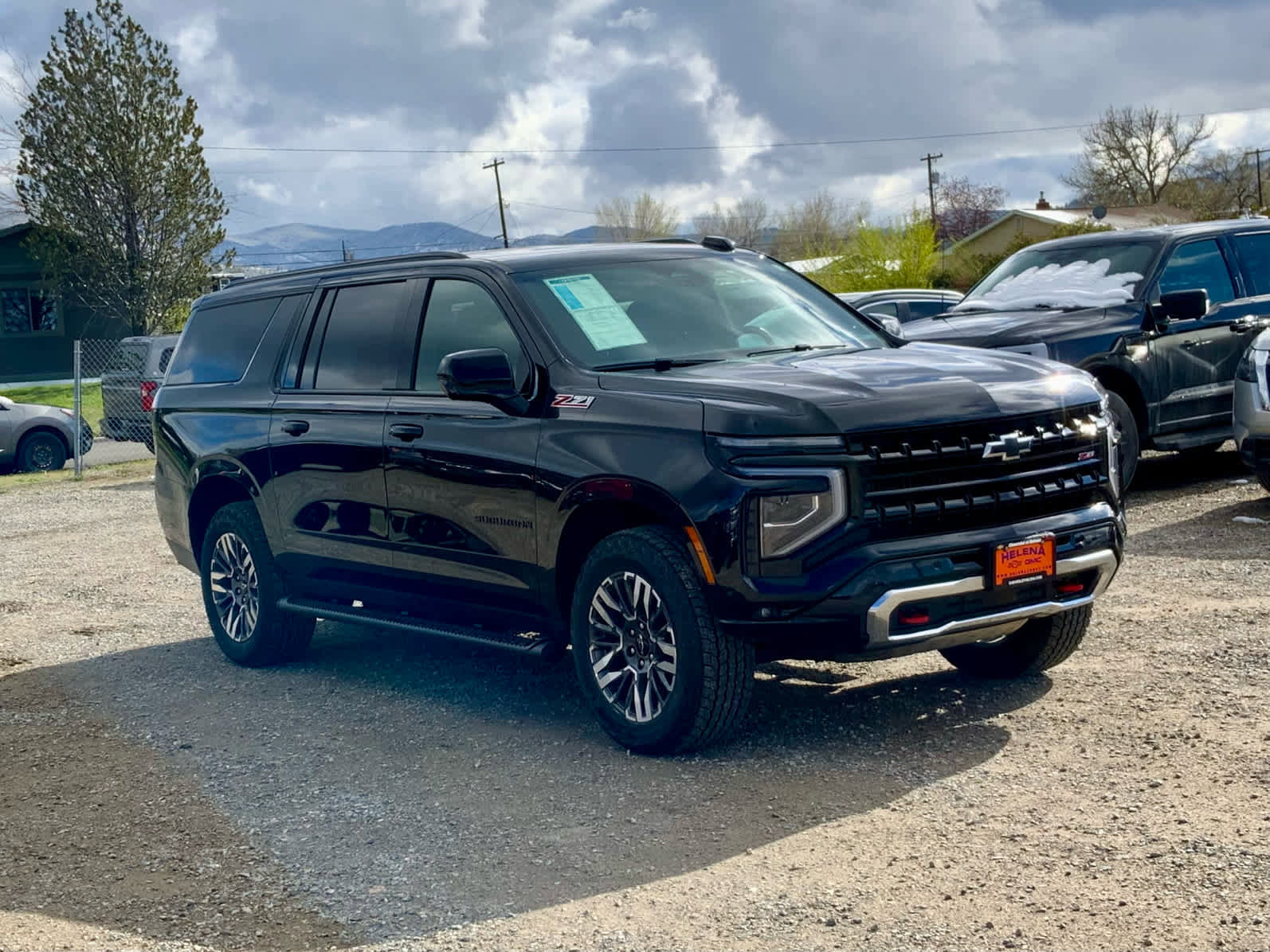 Used 2025 Chevrolet Suburban Z71 AWD/4WD image 7