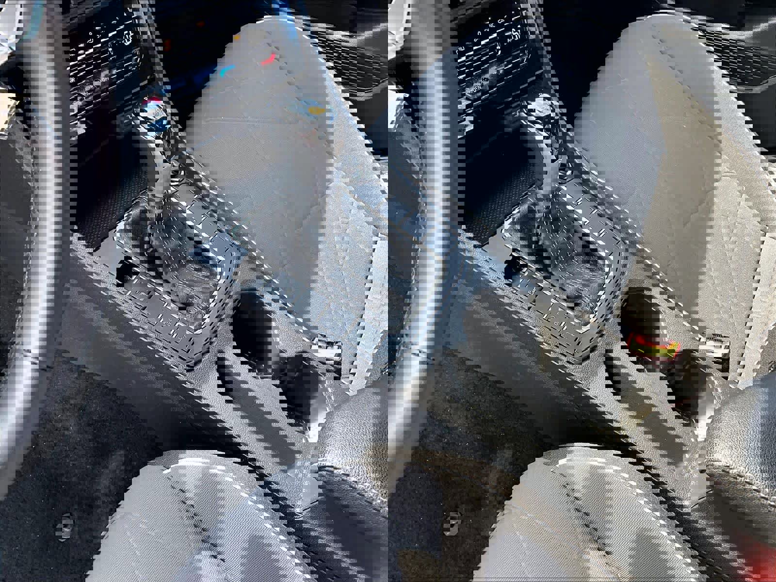 Used 2025 Volkswagen Jetta Sport FWD image 20