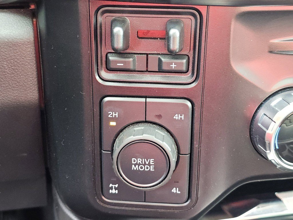 Used 2023 Ford F250 Lariat w/ Lariat Ultimate Package image 12