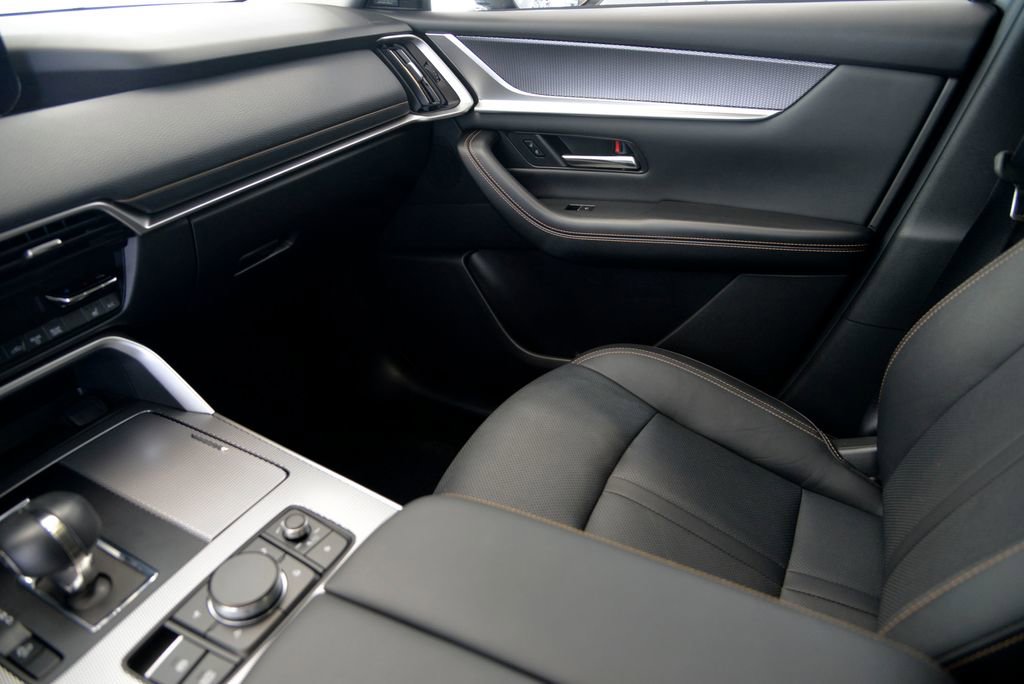 Certified 2024 MAZDA CX-90 Plug-In Hybrid w/ Premium Pkg image 26