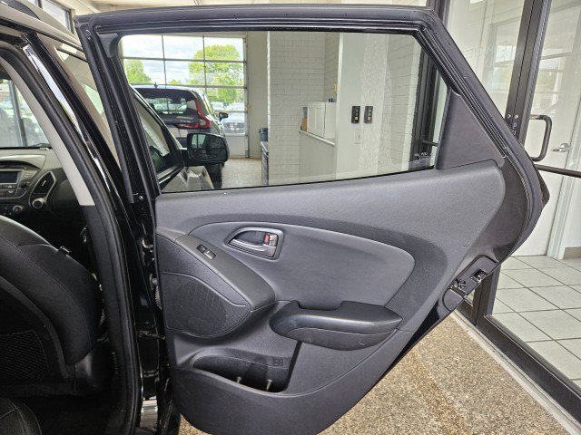 Used 2015 Hyundai Tucson SE FWD image 15