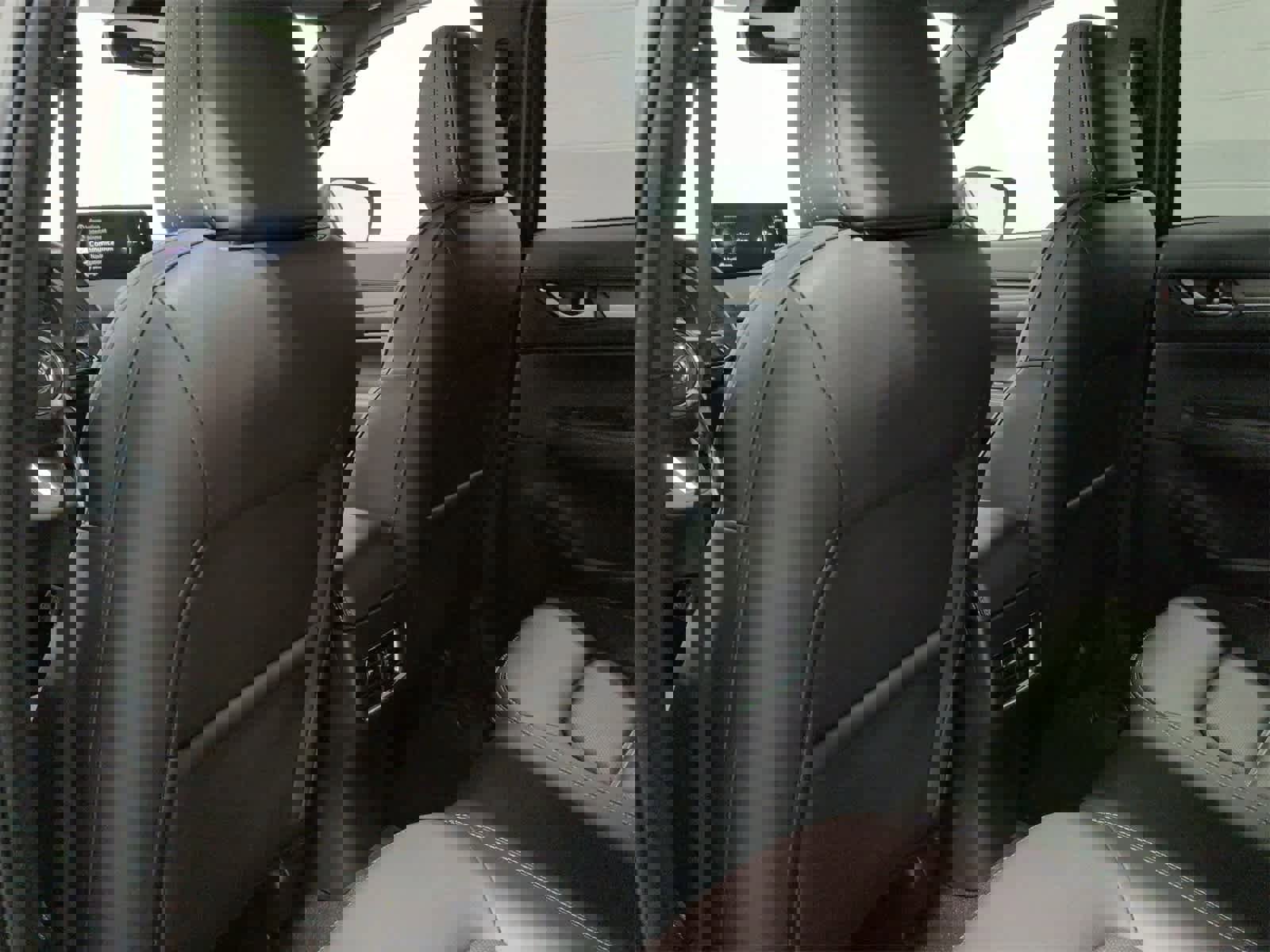 New 2025 MAZDA CX-5 Signature image 19