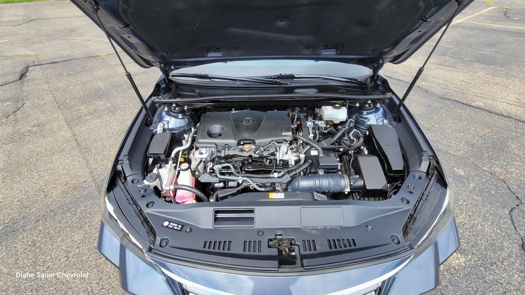 Used 2020 Toyota Avalon XLE w/ Moonroof Package FWD image 17