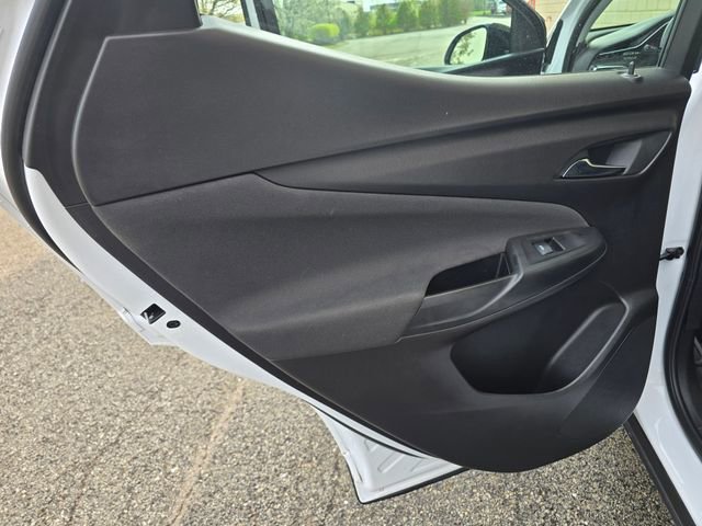 Used 2023 Chevrolet Bolt EUV LT w/ Redline Edition image 25