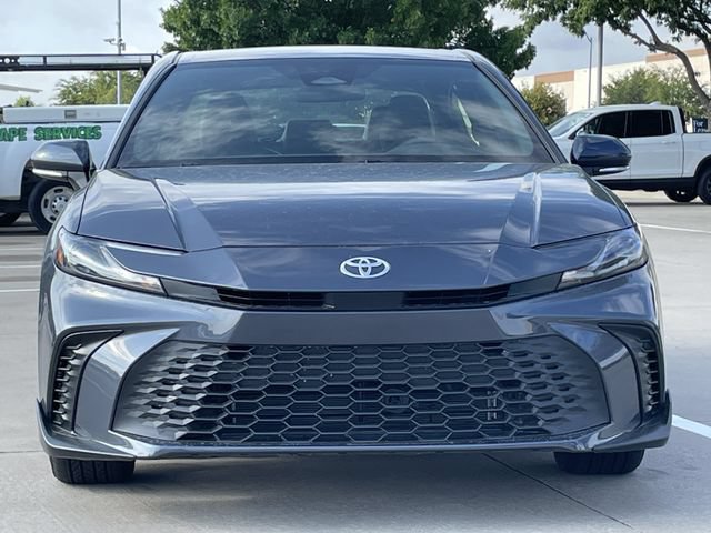 Used 2026 Toyota Camry SE FWD image 8