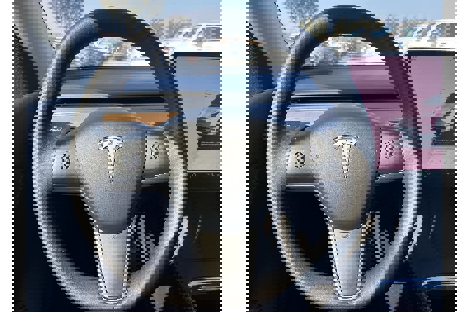 Used 2022 Tesla Model Y Long Range image 19