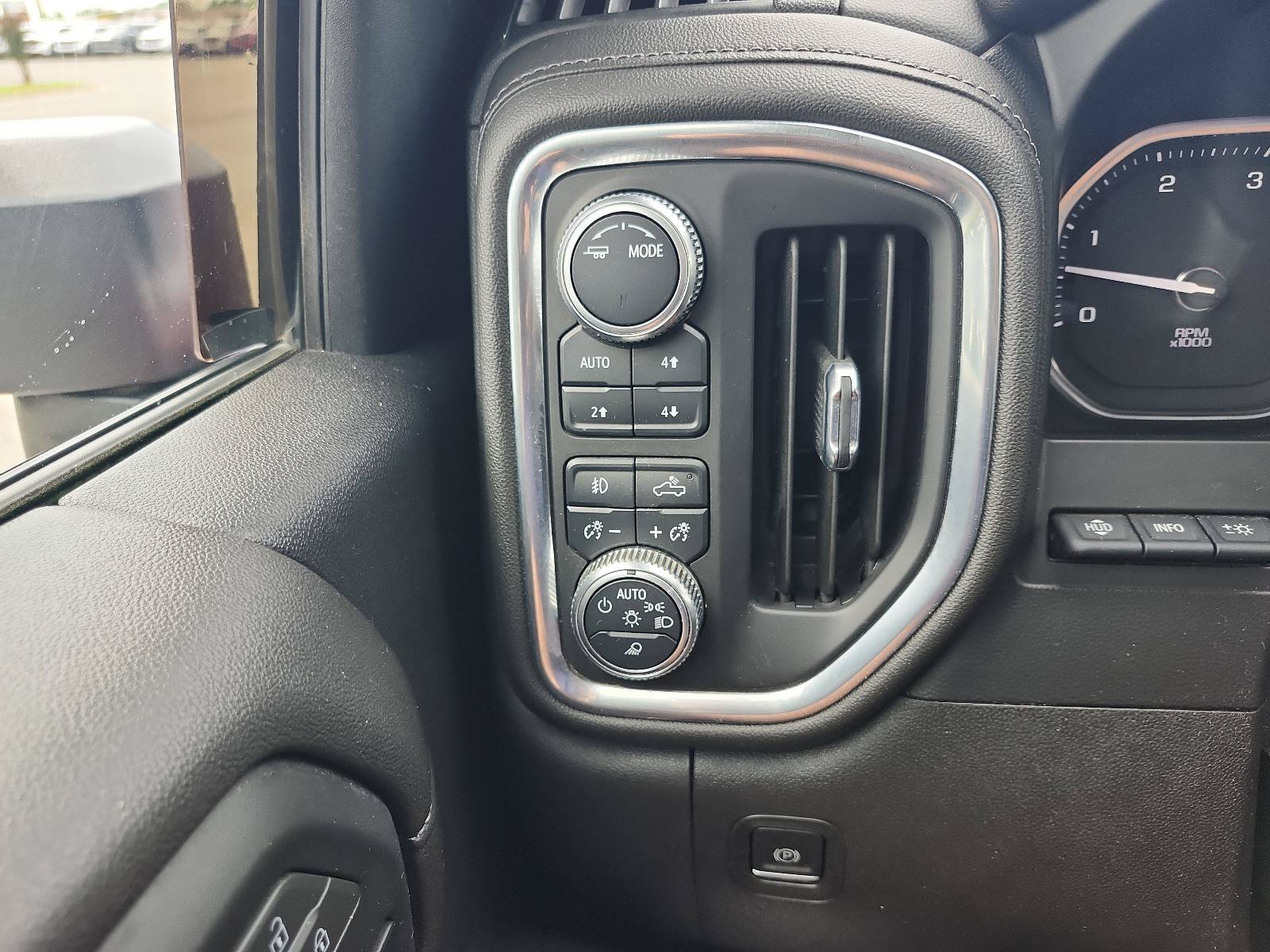Certified 2022 GMC Sierra 2500 Denali w/ Denali Ultimate Package AWD/4WD image 26