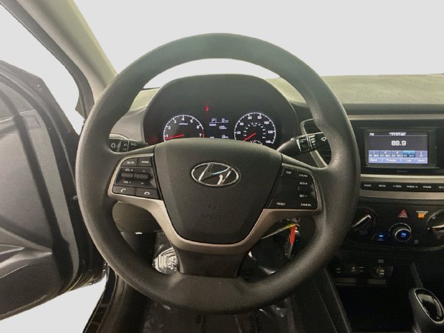 Used 2018 Hyundai Accent SE FWD image 12