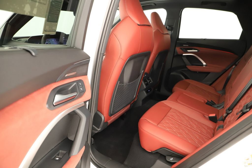 New 2026 Audi SQ5 Premium Plus image 31