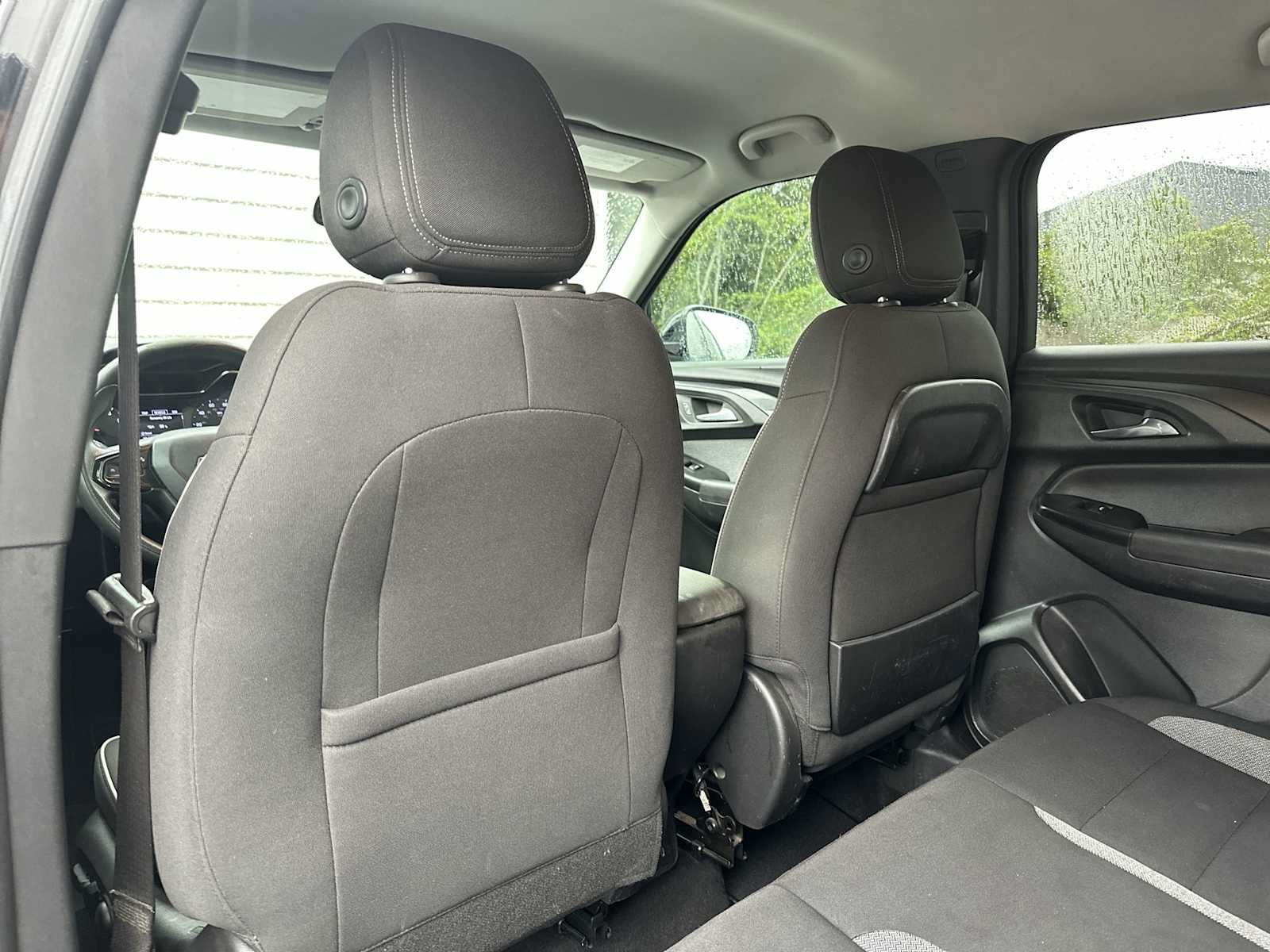 Certified 2022 Chevrolet TrailBlazer LT w/ Convenience Package FWD image 16