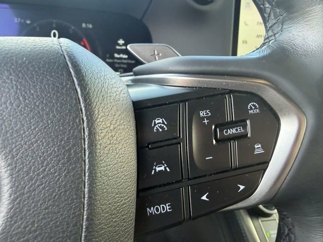 Used 2024 Lexus GX 550 w/ Accessory Package (Z1) image 16