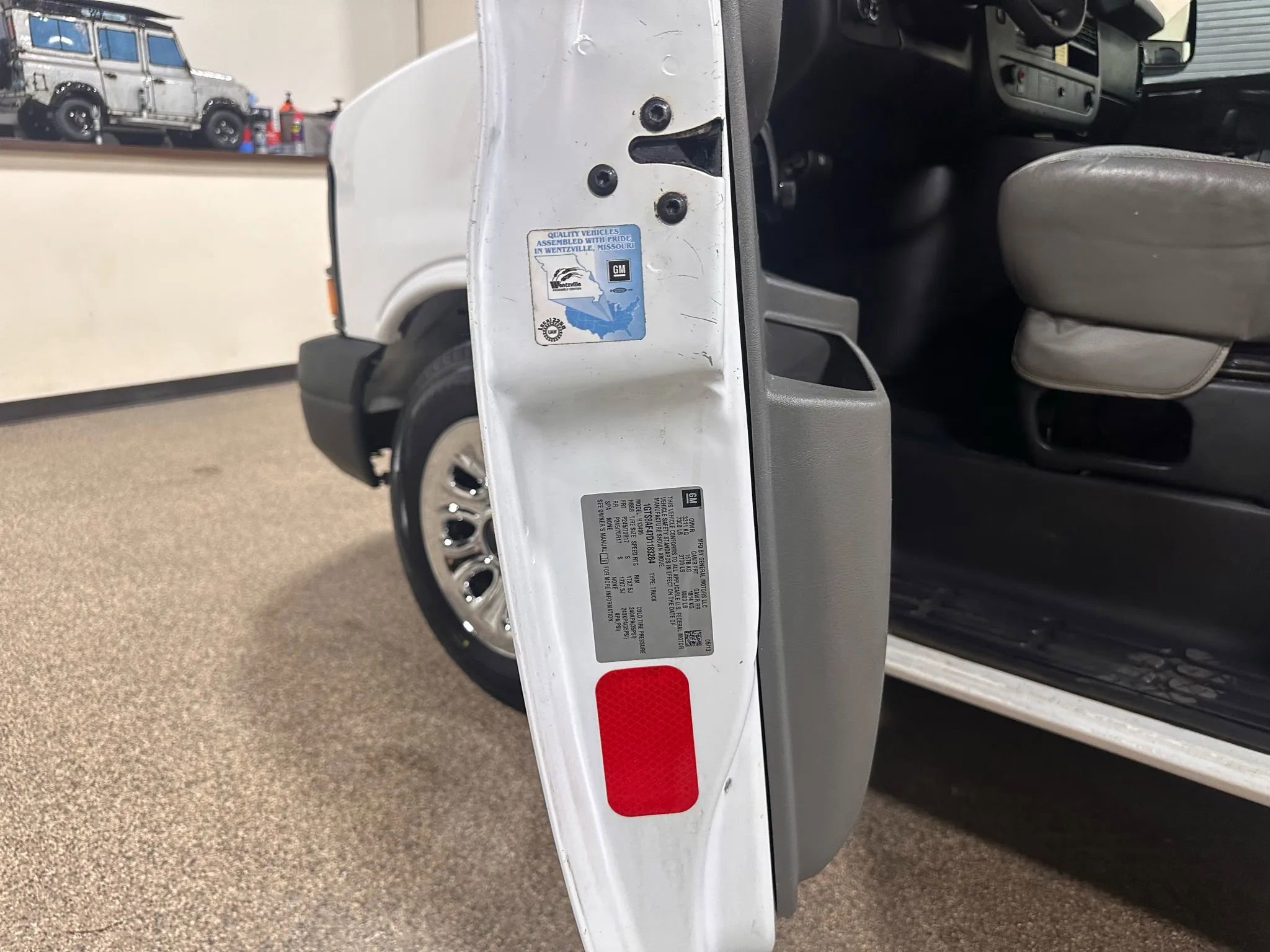 Used 2013 GMC Savana 1500 AWD image 45