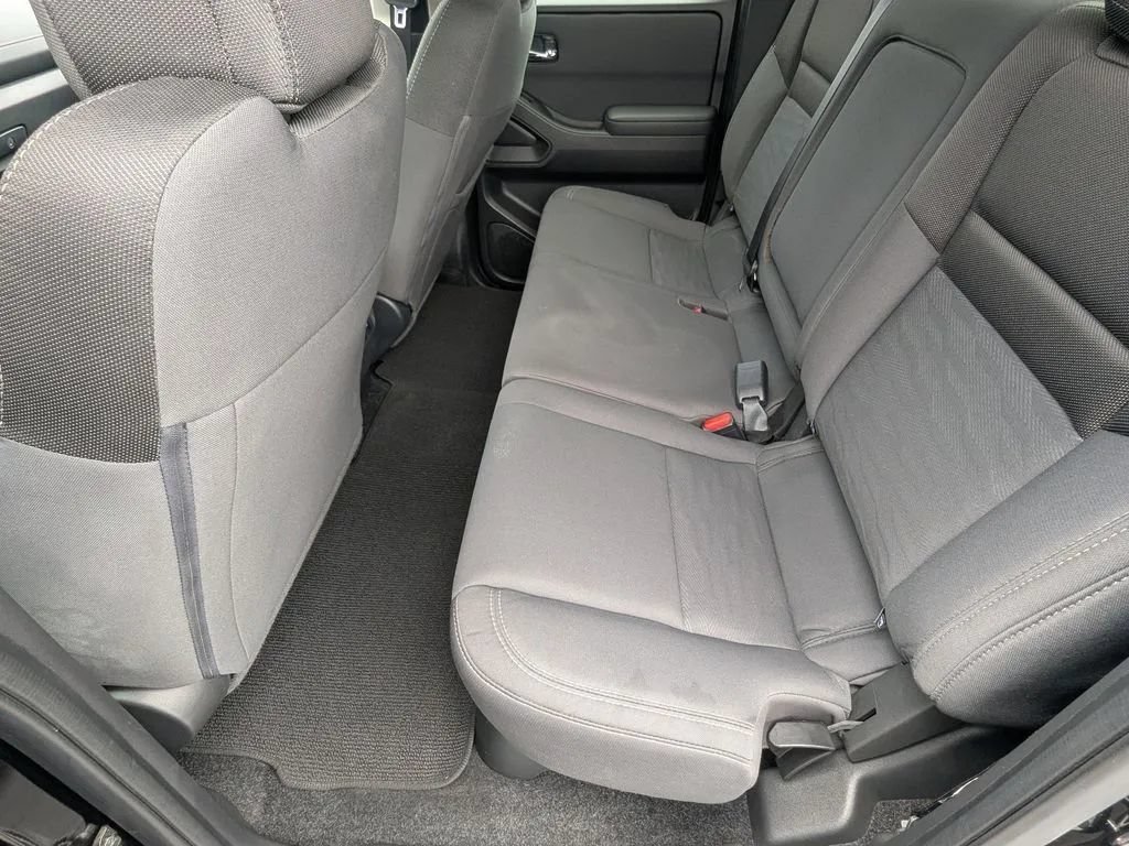 Certified 2024 Nissan Frontier SV w/ Hardbody Edition AWD/4WD image 17
