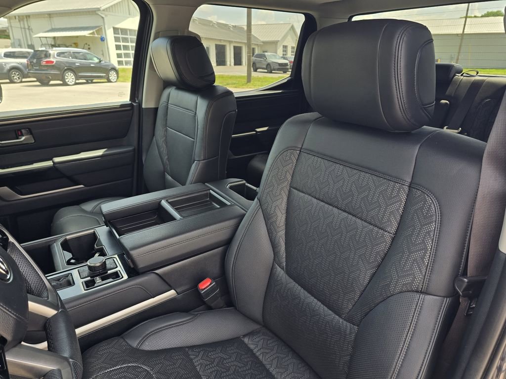 Used 2022 Toyota Tundra Limited w/ TRD Off-Road Package AWD/4WD image 14