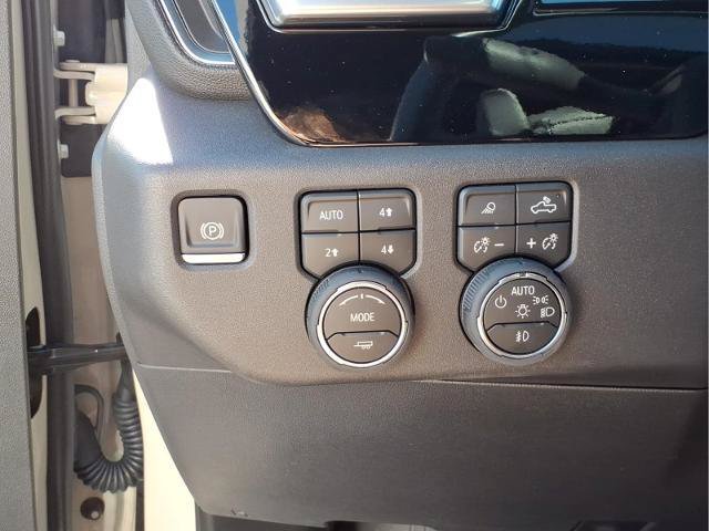 Used 2026 Chevrolet Silverado 1500 High Country w/ High Country Premium Package AWD/4WD image 20