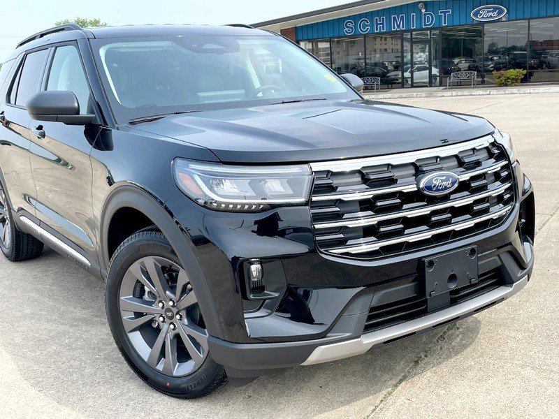 New 2025 Ford Explorer Active w/ Active Comfort Package image 8