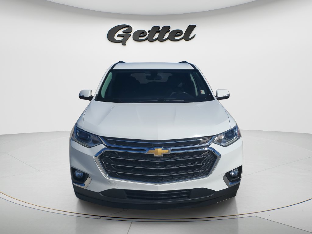 Used 2021 Chevrolet Traverse LT FWD image 2