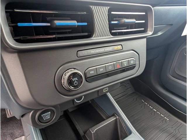 New 2025 Ford Maverick Lobo image 23