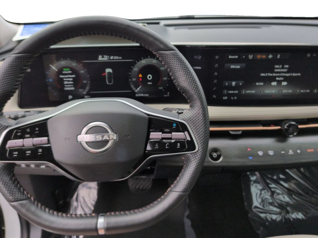 Used 2024 Nissan Ariya AWD image 15