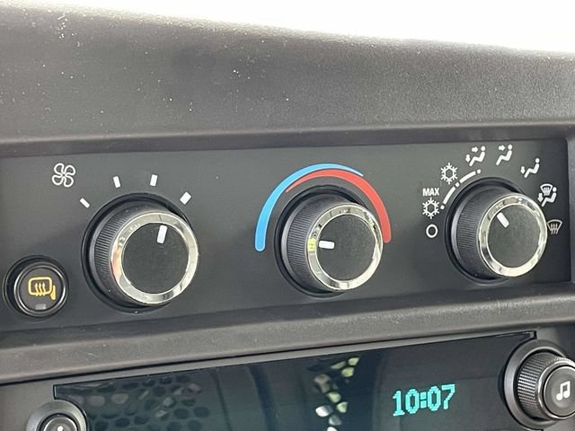 New 2025 Chevrolet Express 2500 w/ Driver Convenience Package RWD image 19