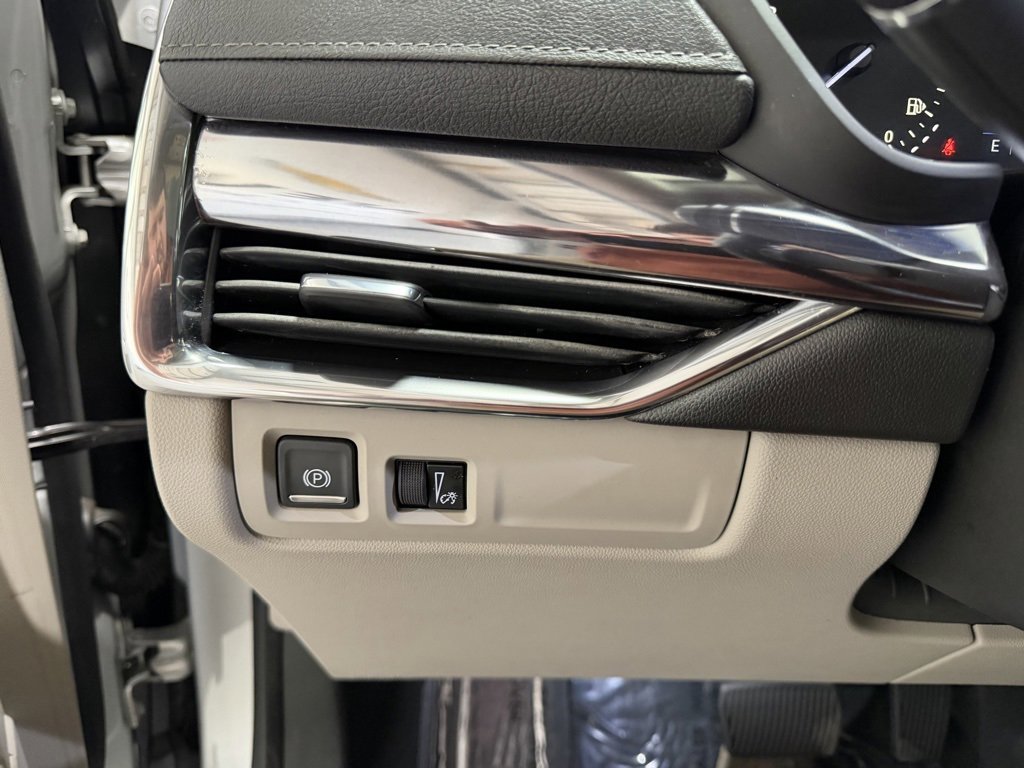 Used 2019 Cadillac XT4 Luxury image 17