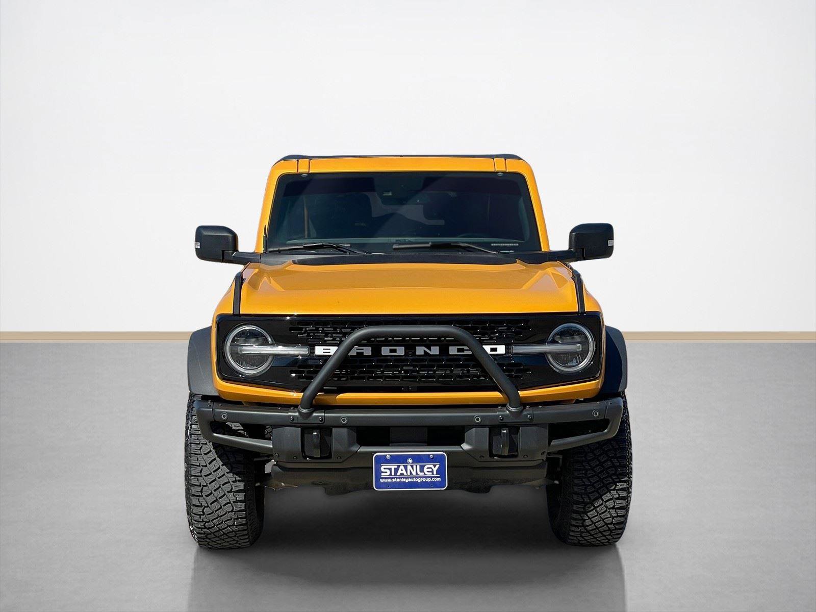 Used 2022 Ford Bronco Wildtrak image 2