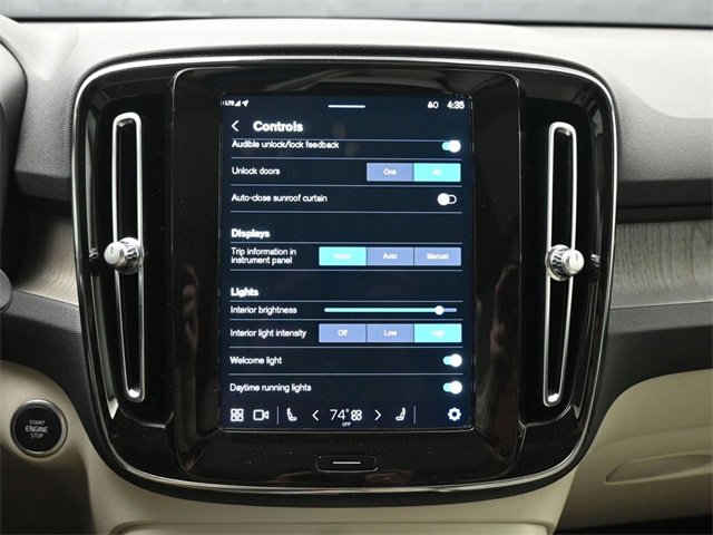 Used 2023 Volvo XC40 B5 Plus w/ Protection Package Premier image 18