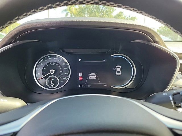 Used 2025 Genesis G70 2.5T RWD image 22